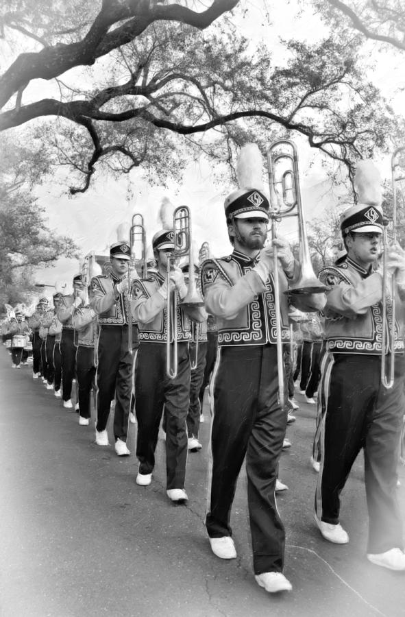 Louisiana State University Photograph - LSU Marching Band vignette #1 by Steve Harrington