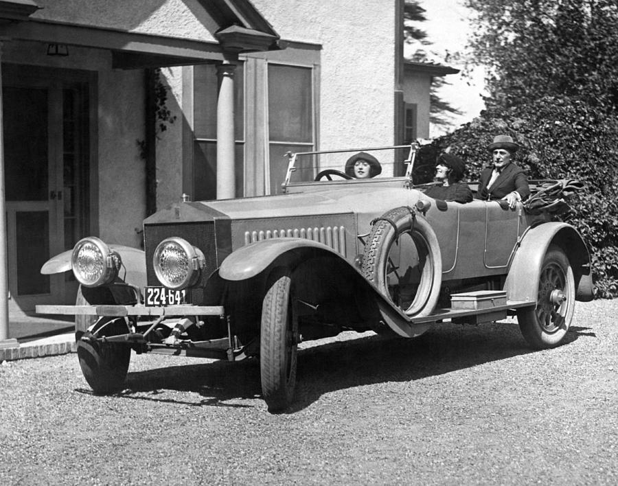 Mabel Normand In A Rolls Royce #1 Photograph by Underwood Archives
