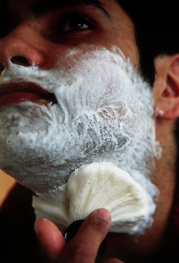 Man Lathering Face #1 Photograph by Tracy Rutter/science Photo Library
