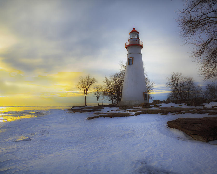 Marblehead Lighthouse Lake Erie Photograph by Jack R Perry
