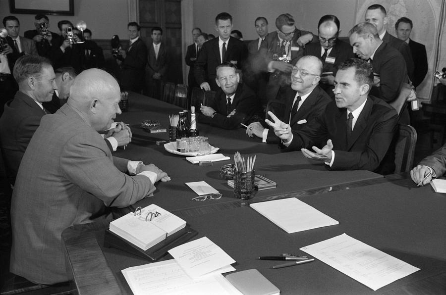 Nixon And Khrushchev, 1959 #2 Photograph by Granger