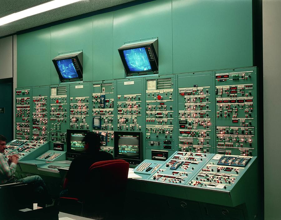 Nuclear Power Plant Photograph by Alex Bartel/science Photo Library ...