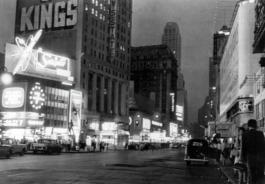 NYC 'Great White Way' Outage Photograph by Underwood Archives - Fine ...