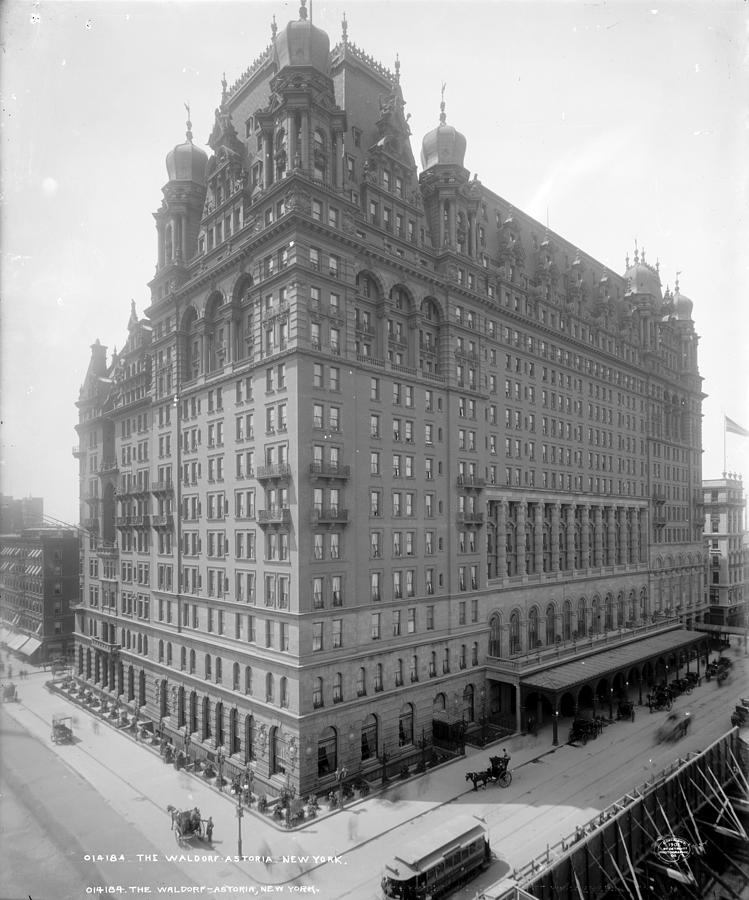 Nyc Waldorf-astoria Photograph by Granger | Fine Art America