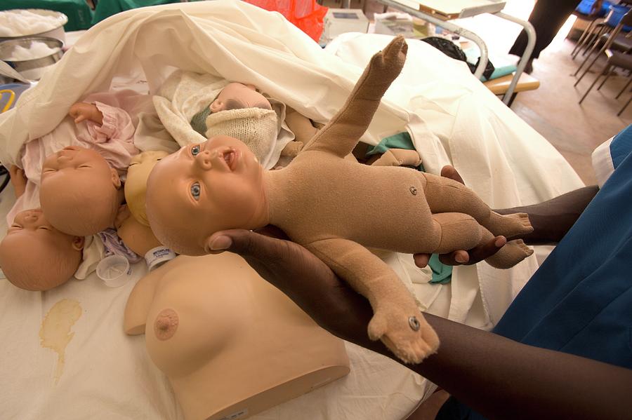 Model Photograph - Obstetrics Training In A Hospital by Mauro Fermariello/science Photo Library Model Photograph - Obstetrics Training In A Hospital by Mauro Fermariello/science Photo Library