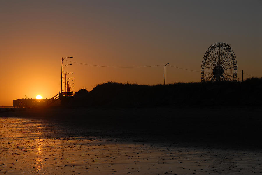 Ocean City Sunset #1 Photograph by Dan Myers