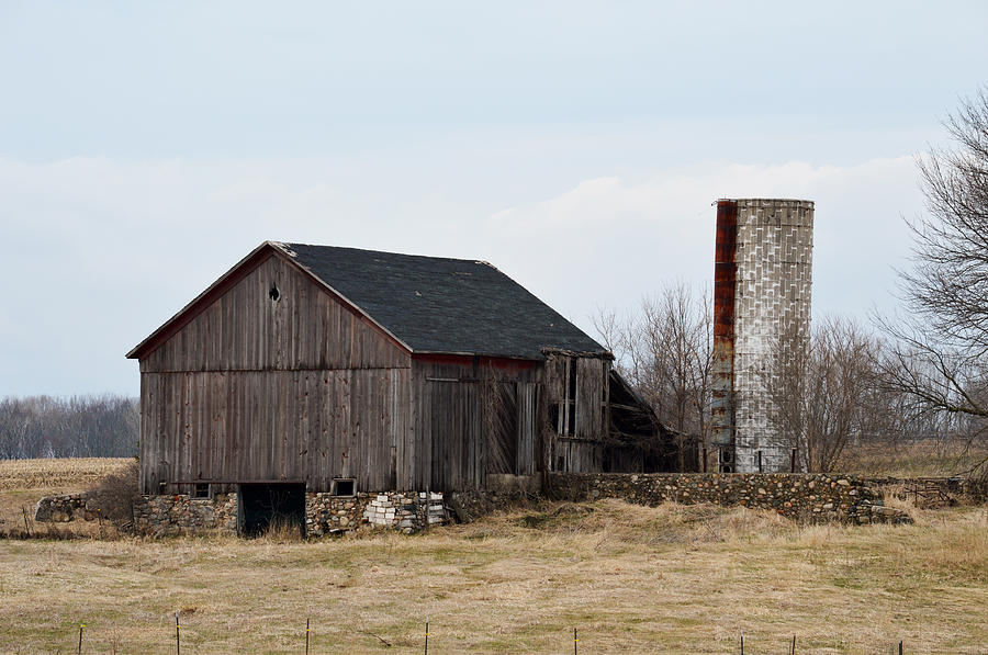 Barn Photograph - Old Farm #1 by Linda Kerkau