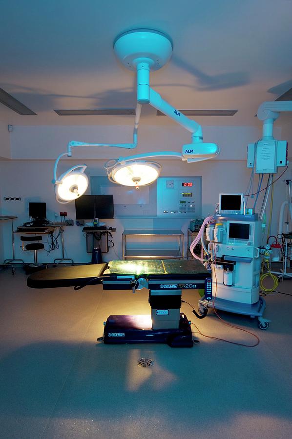 Operating Theatre #1 by Science Photo Library