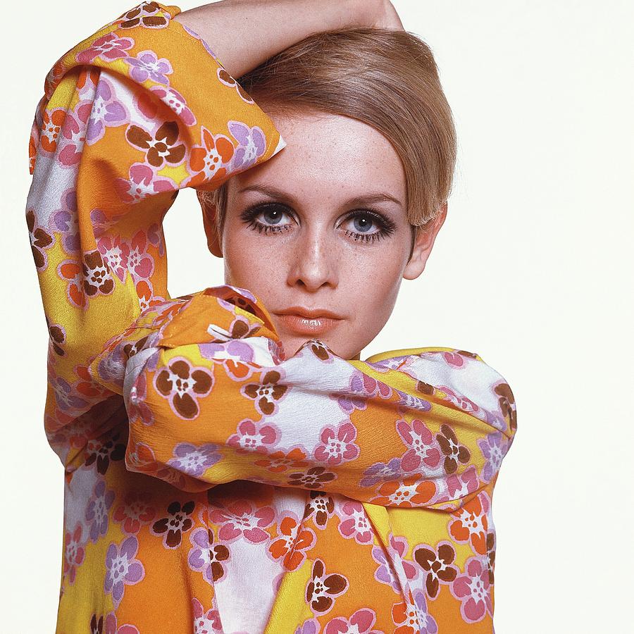 Portrait Of Twiggy #1 Photograph by Bert Stern