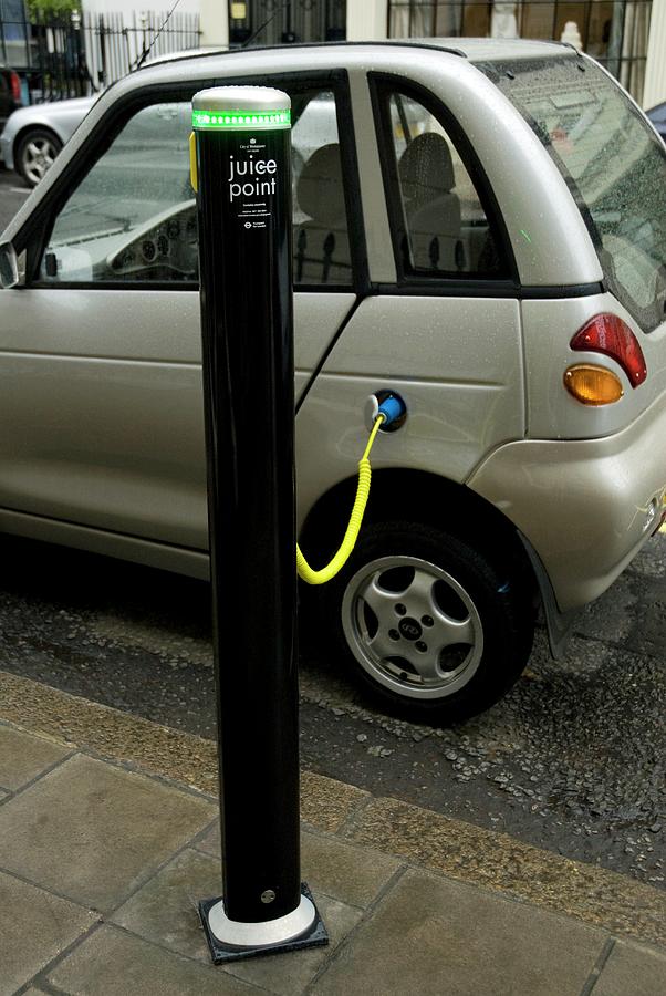 Recharging An Electric Car #1 Photograph by Science Photo Library Recharging An Electric Car #1 Photograph by Science Photo Library
