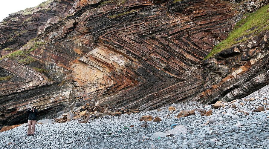 Recumbent Folds At Millook Haven #1 Photograph by Sinclair Stammers ...