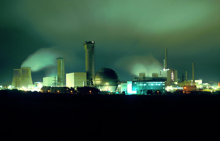 Sellafield Photograph - Sellafield Reprocessing Plant #1 by Robert Brook/science Photo Library