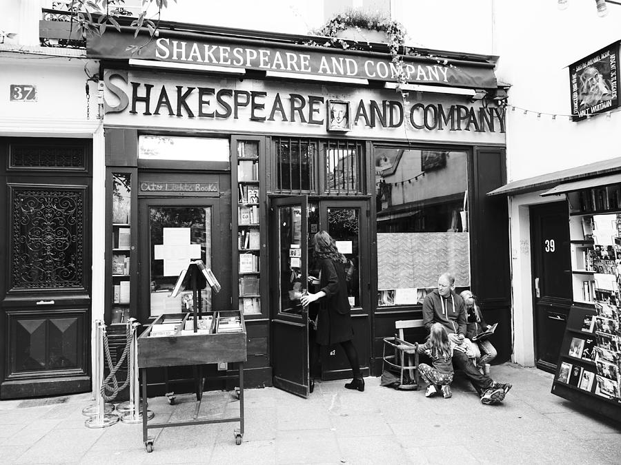 Shakespeare and Company Bookstore in Paris France #1 Photograph by Rick Rosenshein