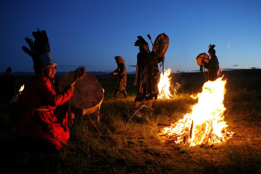 Shamans Performing A Ritual Photograph By Science Photo Library 