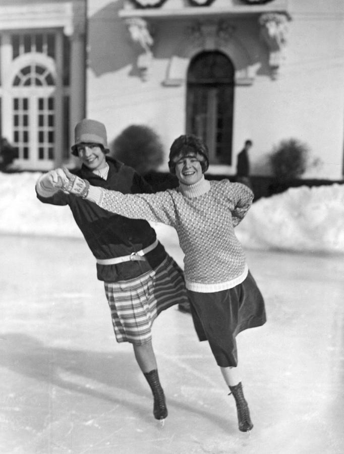 Society Ice Skating In Tuxedo, NY #2 Photograph by Underwood Archives