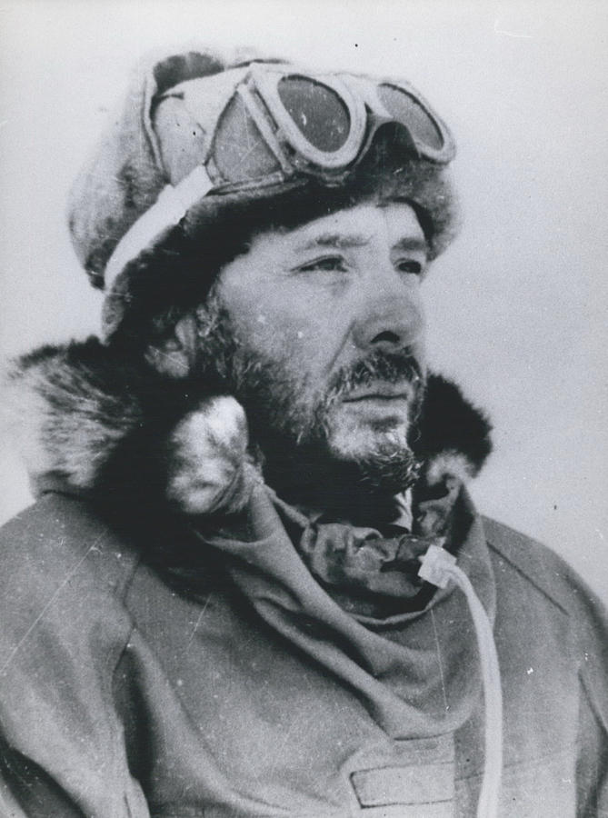 South  Pole Reached By Argentine Expedition #1 Photograph by Retro Images Archive