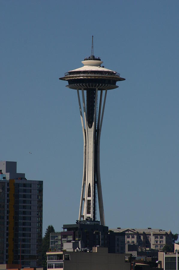 Space Needle Photograph by John Derek Hurt - Fine Art America