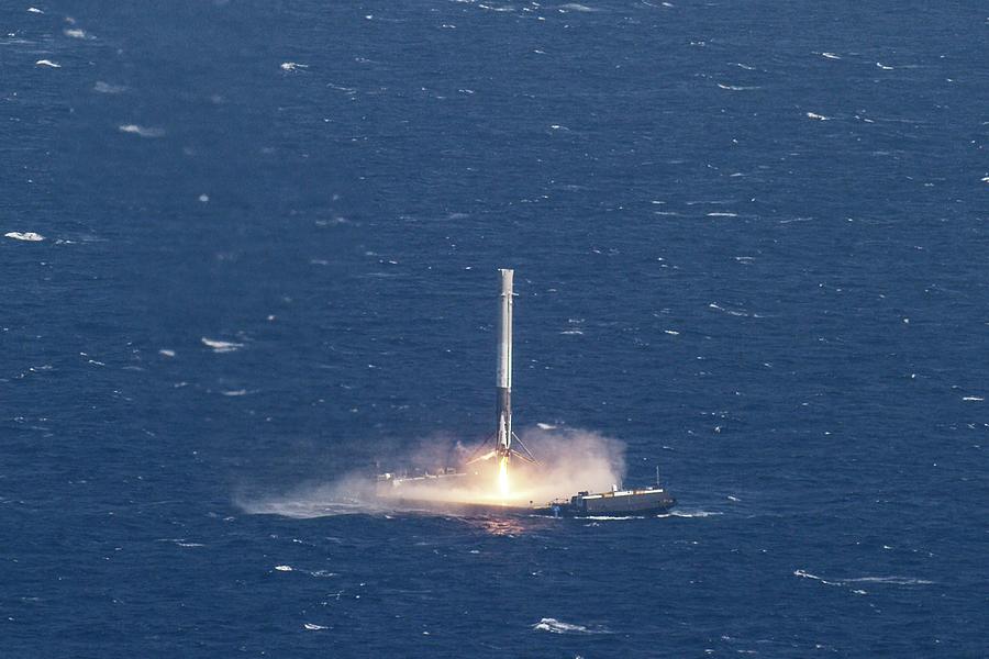 Spacexs Falcon 9 Rocket Stage Landing #1 Photograph by Spacex/science Photo Library