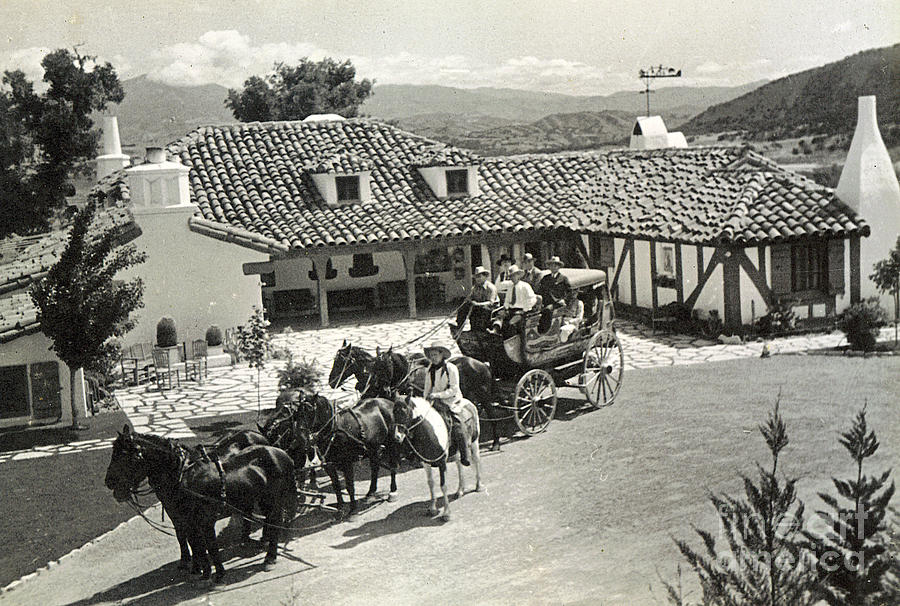 Stagecoach 1935 #1 Photograph by Patricia Tierney