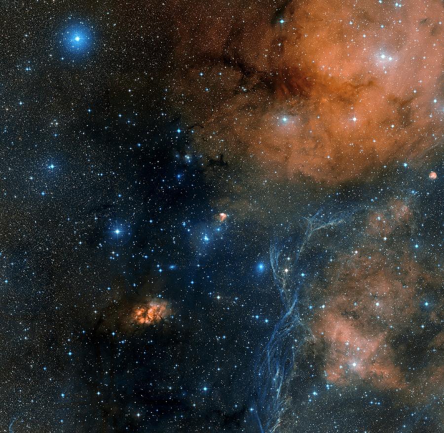 Star Forming Region Gum 19 Photograph by European Southern Observatory ...