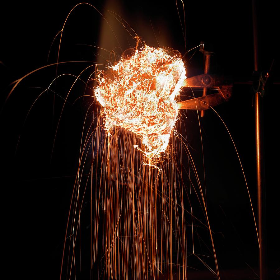 Steel Wool Burning In Air #1 Photograph by Science Photo Library