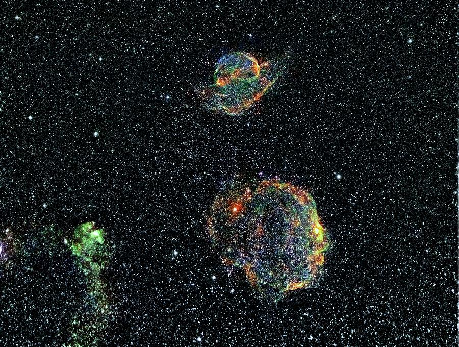 Supernova Remnants Photograph By J-p Metsavainio/science Photo Library ...