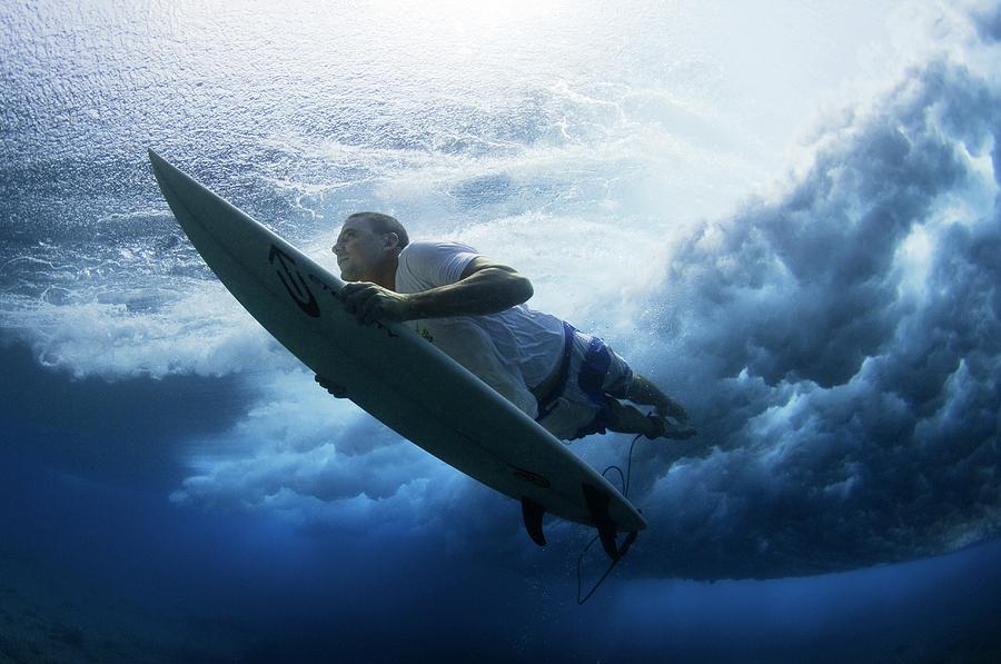 Surfing #1 Photograph by Scubazoo/science Photo Library