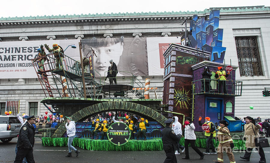 Teenage Mutant Ninja Turtles Float at Macy's Thanksgiving Day Parade