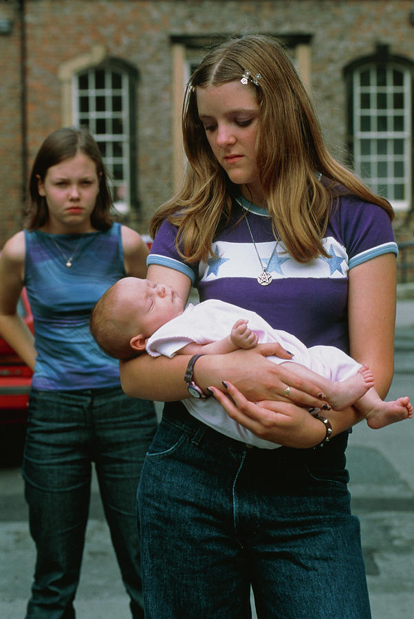 Girl Photograph - Teenaged Mother #1 by Jim Varney/science Photo Library