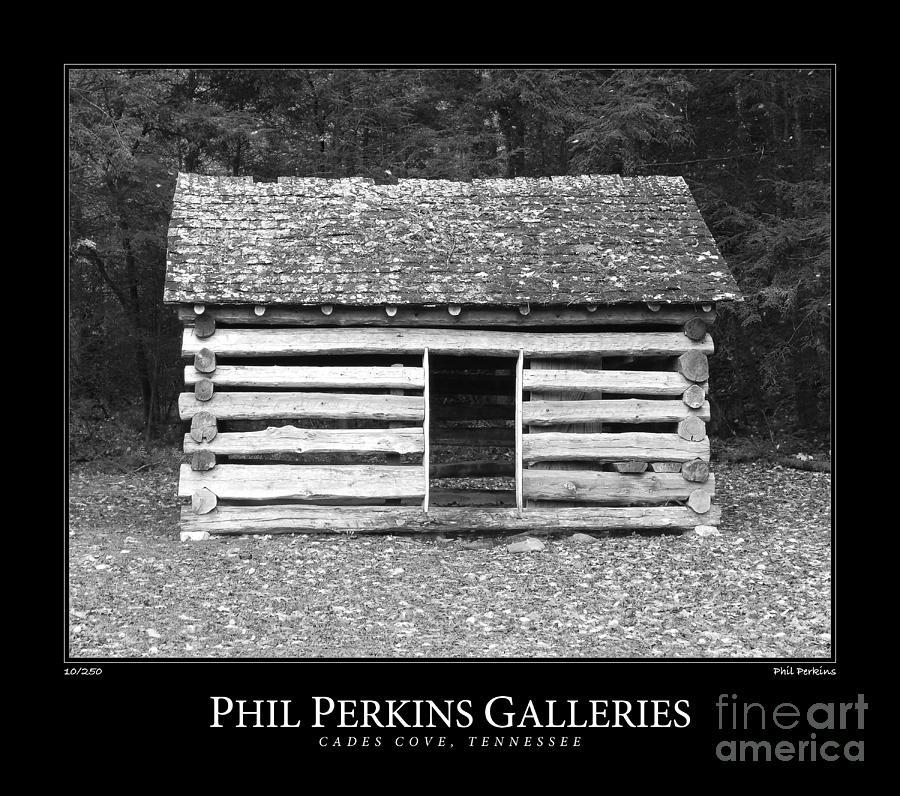 Tennessee Wooden Structure Photograph by Phil Perkins