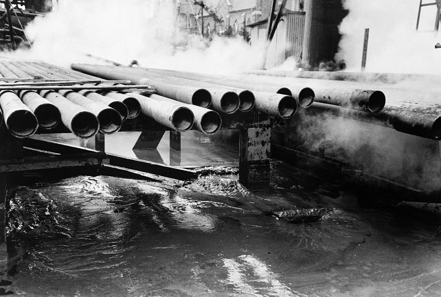 Texas Oil Well, 1939 #1 Photograph by Granger