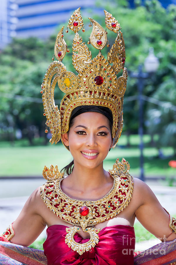 Thai Woman in Traditional Dress Photograph by Fototrav Print. 