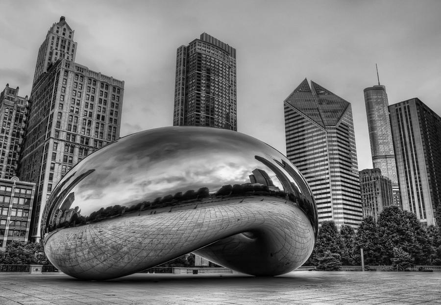 Chicagos Bean sculpture vandalized, 7 arrested - New York 
