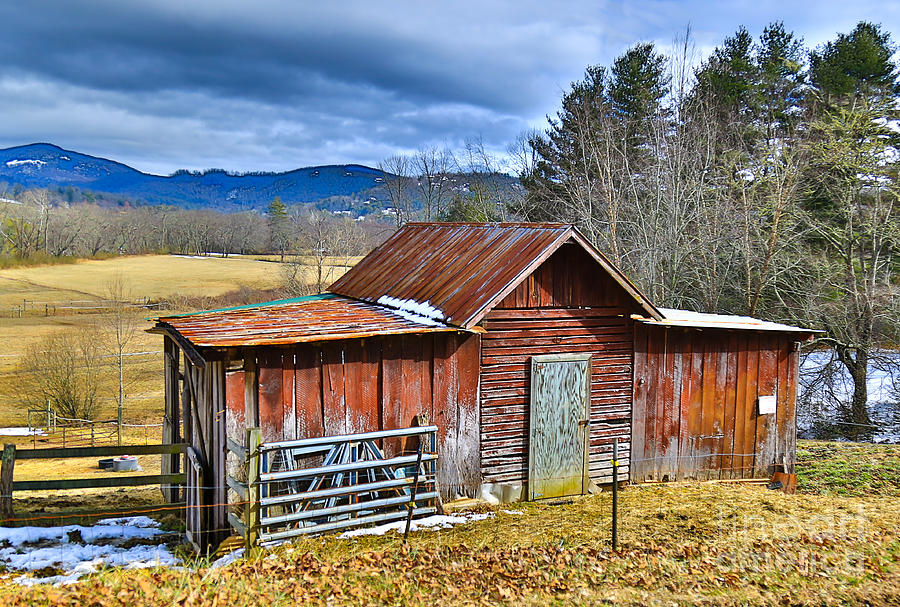 The Old Hay Barn Pisgah Forest Photograph By Donnie Whitaker