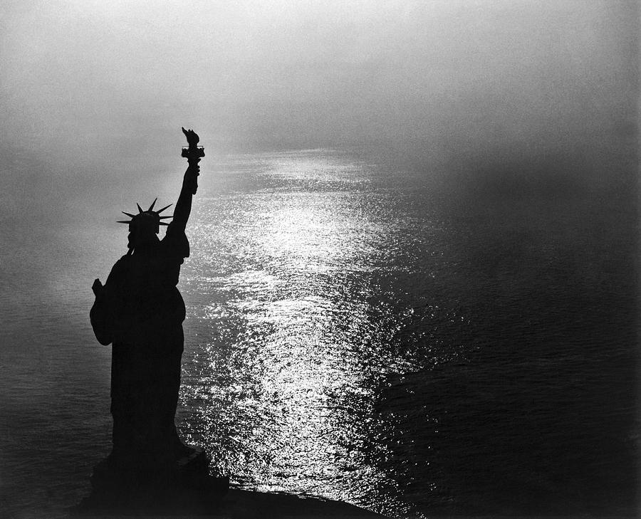 The Statue of Liberty #1 Photograph by Underwood Archives