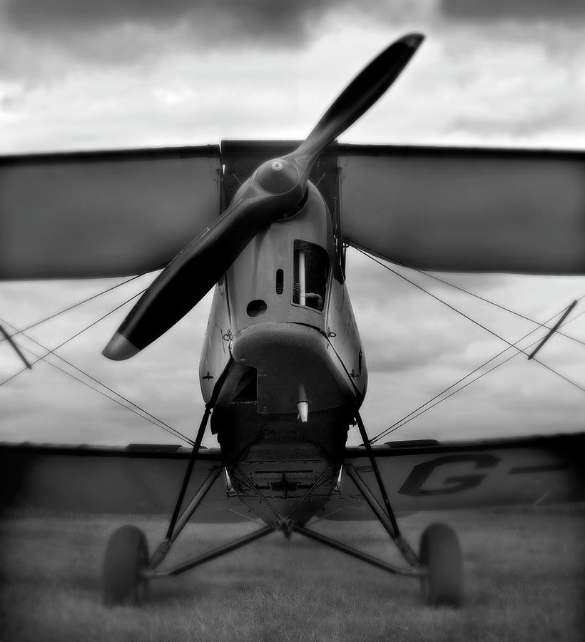 Aircraft Photograph - Tiger Moth Biplane by John Mclean/science Photo Library Aircraft Photograph - Tiger Moth Biplane by John Mclean/science Photo Library