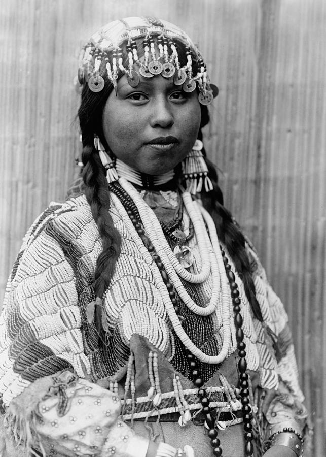 Edward Sheriff Curtis Photograph - Tlakluit Indian woman circa 1910 #1 by Aged Pixel