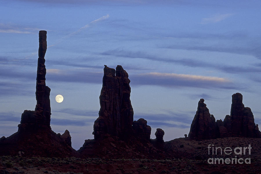 National Parks Photograph - Totem Pole Yei Bi Chei Moonrise #1 by Fred Stearns