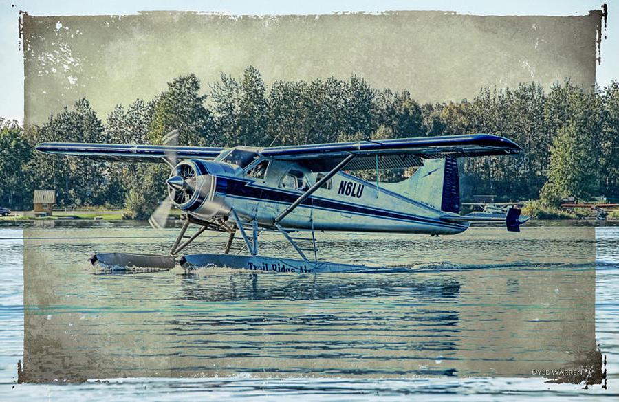 Alaska Float Plane - Touchdown on Lake Hood Photograph by Dyle   Warren