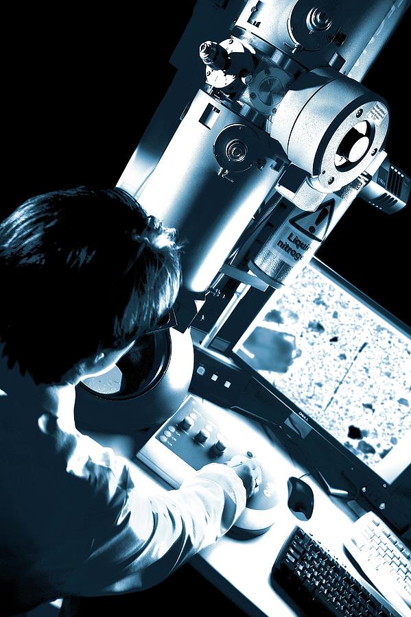 Transmission Electron Microscopy #1 Photograph by Crown Copyright/health & Safety Laboratory Science Photo Library
