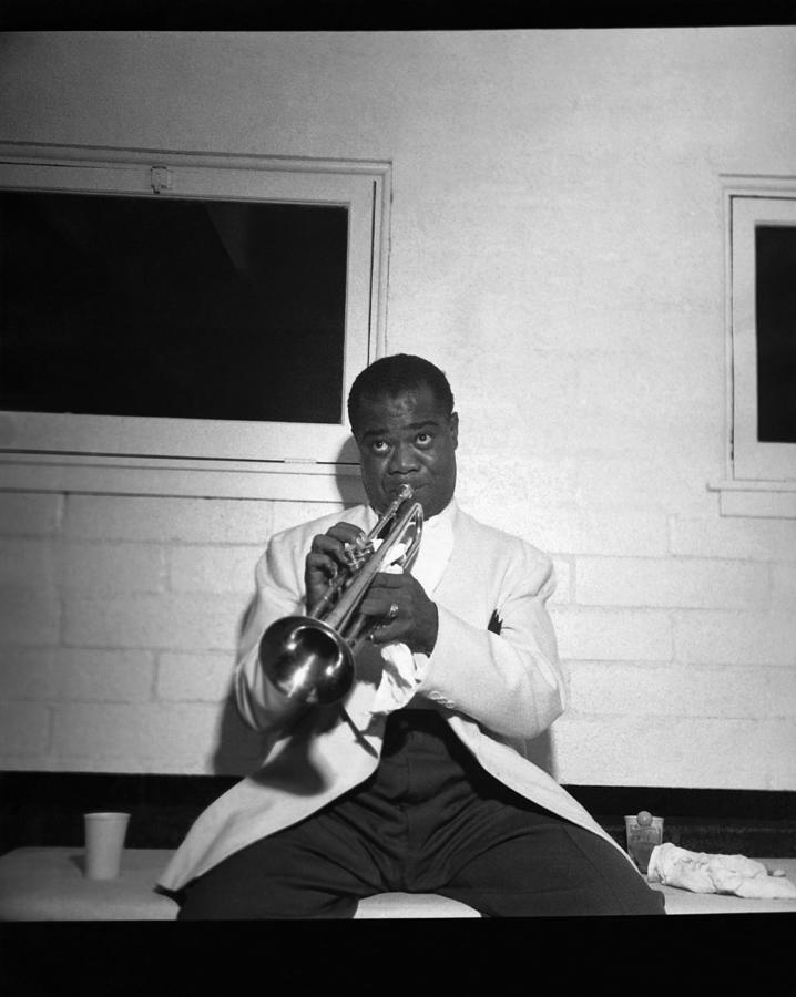 Louis Armstrong Photograph - Trumpeter Louis Armstrong #1 by Underwood Archives