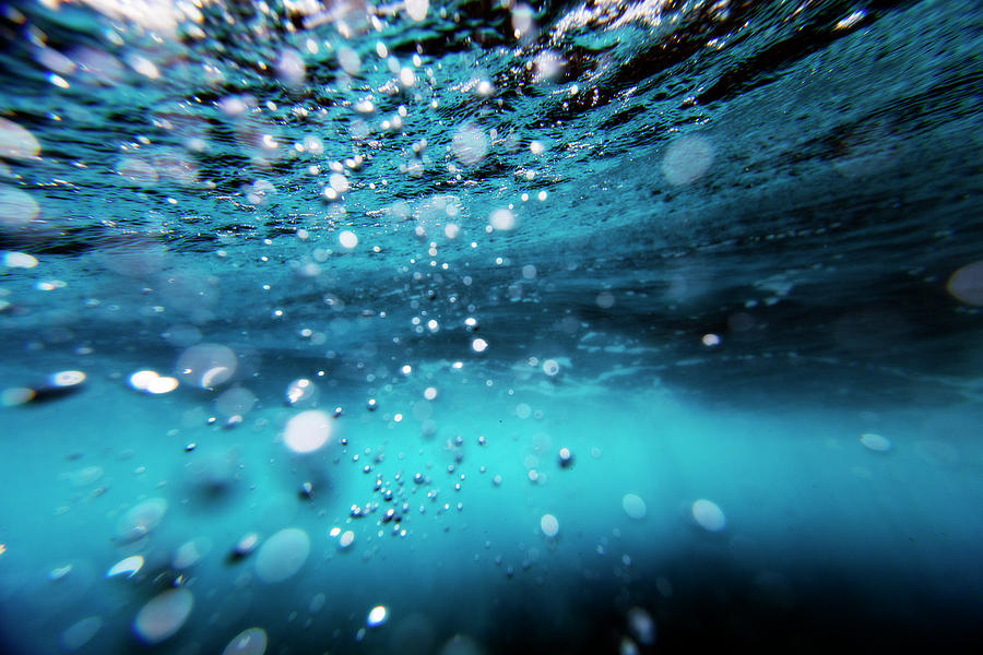 Underwater Bubbles Photograph by Subman