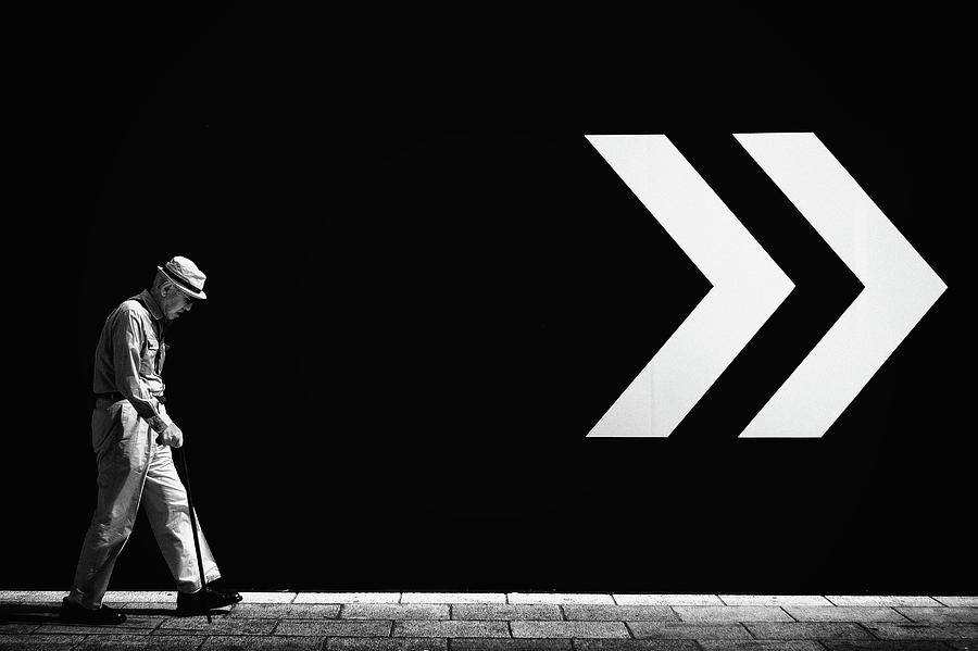 Street Photograph - Untitled 1 by Tatsuo Suzuki Street Photograph - Untitled 1 by Tatsuo Suzuki