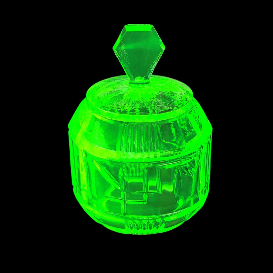 Lamp Photograph - Uranium Glass Fluorescing #1 by Science Photo Library