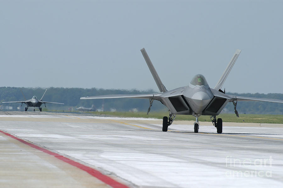 U.s. Air Force F-22a Raptor Taxiing Photograph by Riccardo Niccoli ...