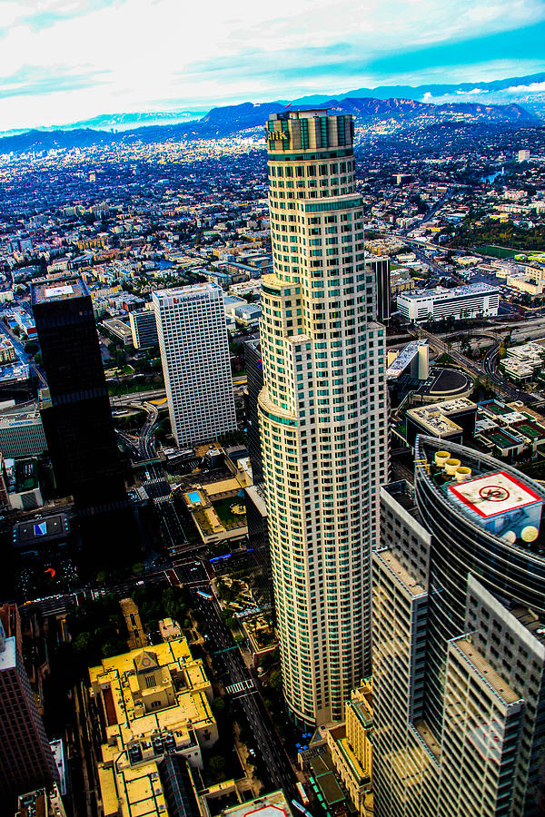 Us Bank Tower Photograph By Blake Chow - Fine Art America