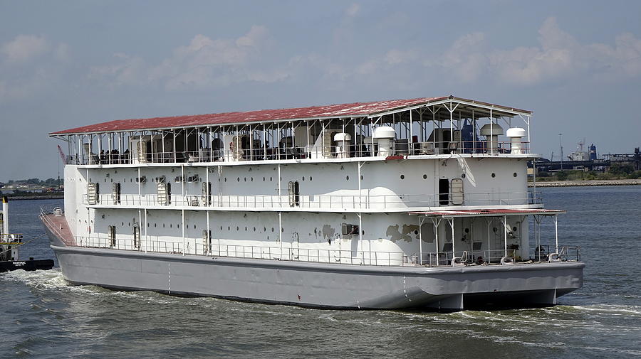 Us Navy Non Self Propelled Barracks Barge Photograph by Richard Rosenshein