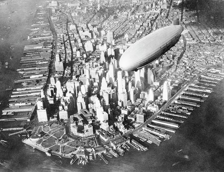 Uss Akron Airship Photograph by Us Navy/science Photo Library | Fine ...