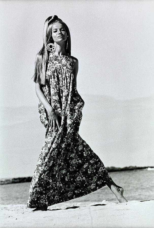 Veruschka Wearing A Kahala Dress #1 Photograph by Franco Rubartelli