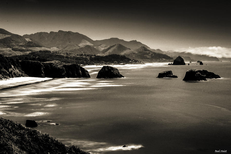 Oregon Coast Photograph - View From Ecola #1 by Paul Haist